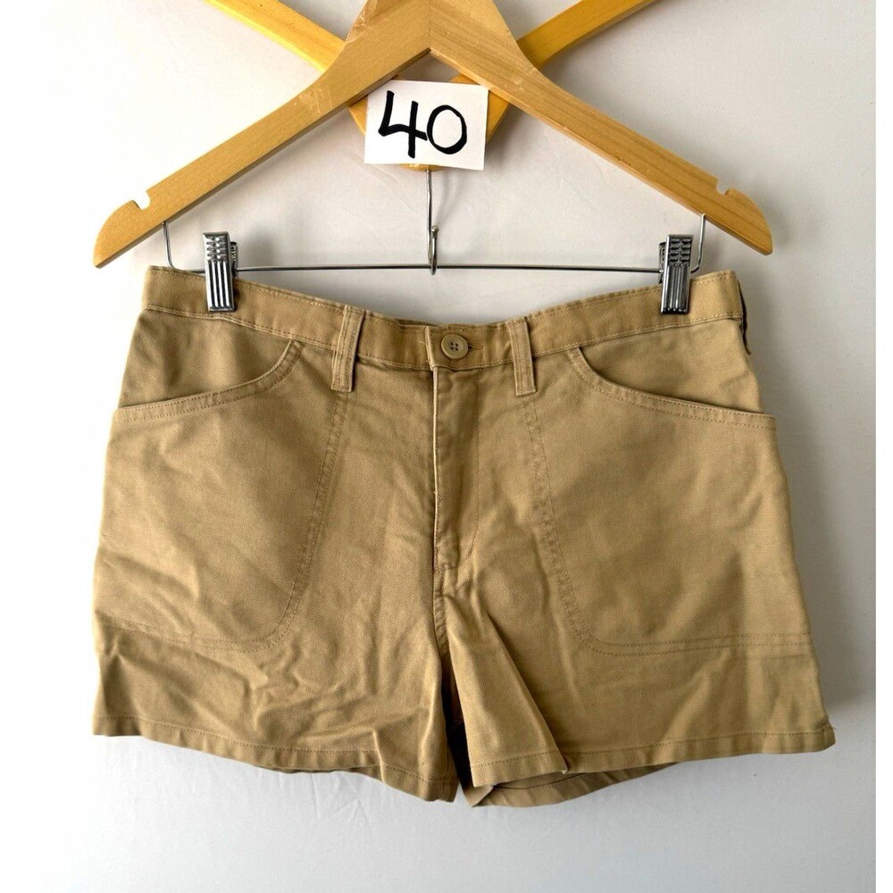 Old Navy Women’s Size 8 Beige Cotton Chino Shorts Button Closure Pockets